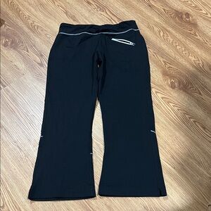 ALO Yoga Black Ankle Pants